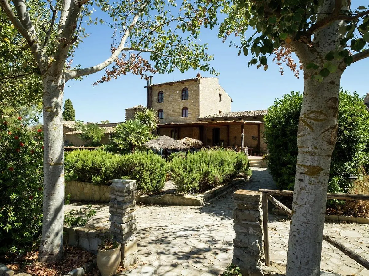 Belvilla By Oyo Chic Farmhouse With Sauna Resuttano Tatil Evi