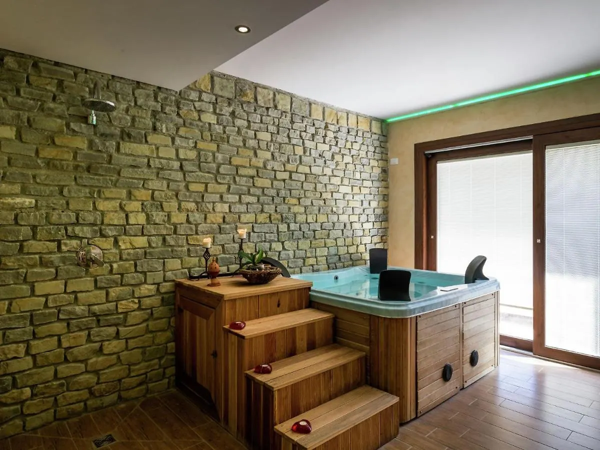 Belvilla By Oyo Chic Farmhouse With Sauna Resuttano Tatil Evi